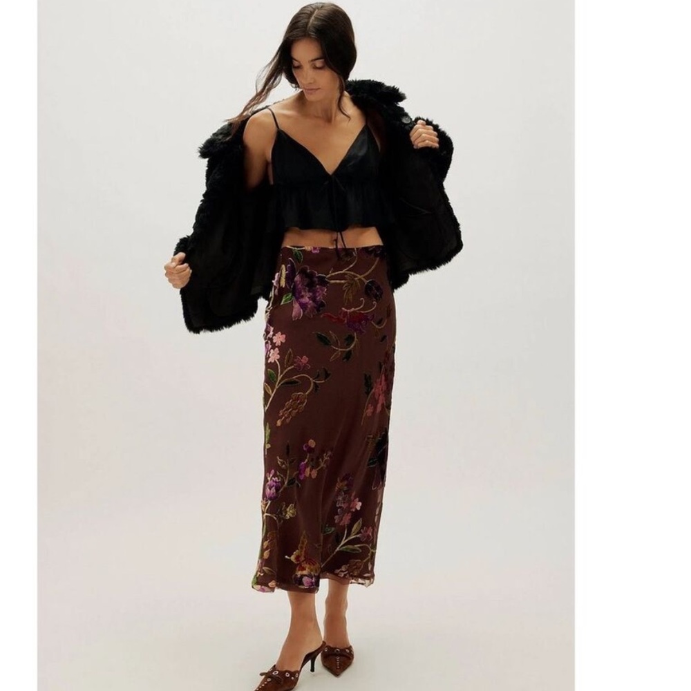 Free People Secret Garden Velvet Burnout Midi Skirt Brown Floral NWT $198 - Picture 8 of 16